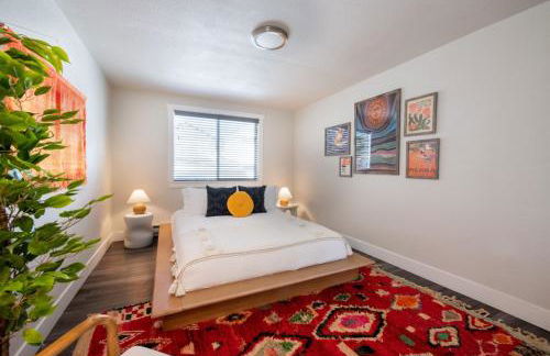 Mid-Century Modern Home - Hot Tub and Game Room - Foto 47