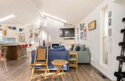 2 bedroom bungalow with hot tub - Photo 15