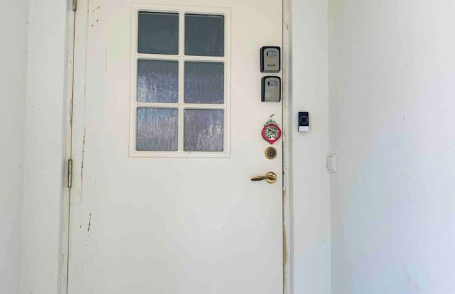 Bjurvik's Villa - Flat 2 - Business Customers Only - Photo 21