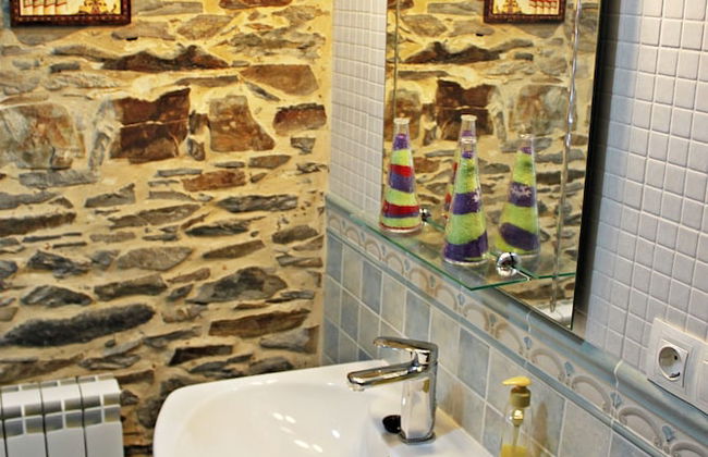 Apartamentos El Llago - Photo 20