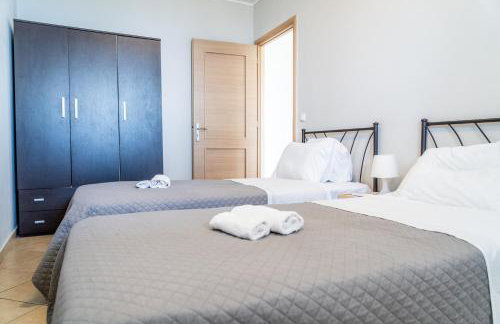 Koroni Family house with the best view - Photo 13