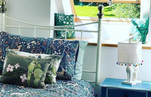 Luxury Three Bedroom Barn Conversion in Devon - Photo 24