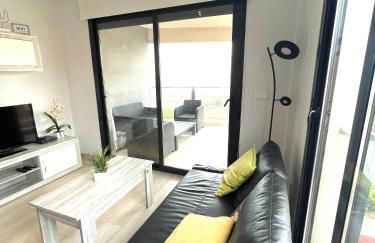 Luxury and Modern Beach Apartment with Sea Views - Foto 7