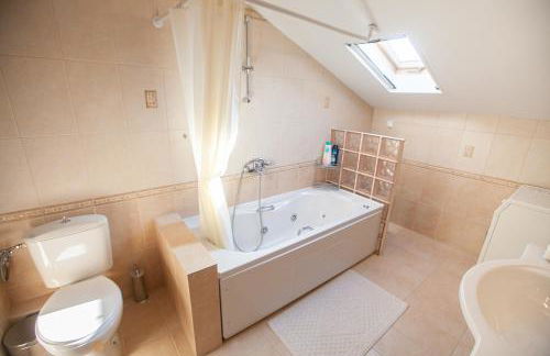 Rodon Apartment with Great View, Sauna and Jacuzzi - Foto 28