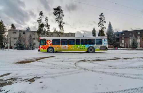 3BR Riverfront Retreat! Mtn Views, Community Perks - Foto 43