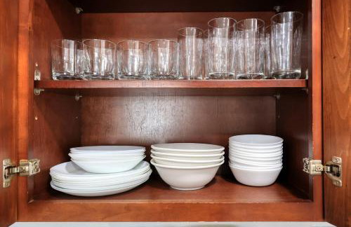 Dreamy & Relaxing Gem With Backyard - 12mins to DT LA - Foto 32