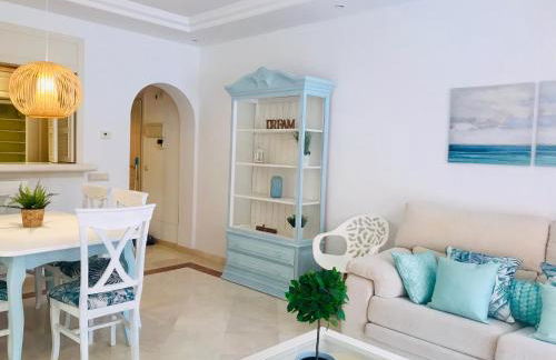 Beachside Apartment in Marbella - Photo 14