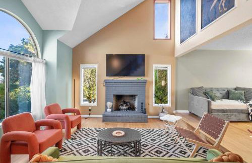 Bridging the Gorge And City to Your Cozy Home - Photo 12