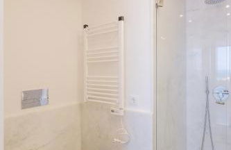 Boutique Rentals- Bliss By The Sea Apt- Ocean views in Foz Beach - Foto 18