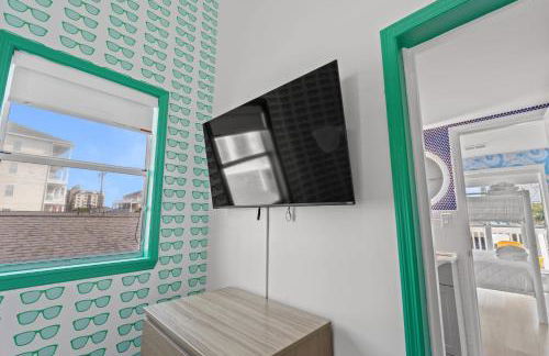 Sunshine House #1-Selfie-Friendly - Steps to Beach - Foto 22