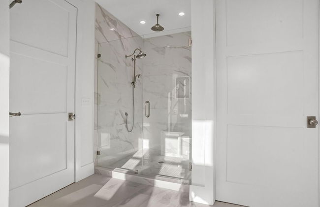 Sprawling Ocean View Home With Massive Deck - Foto 8