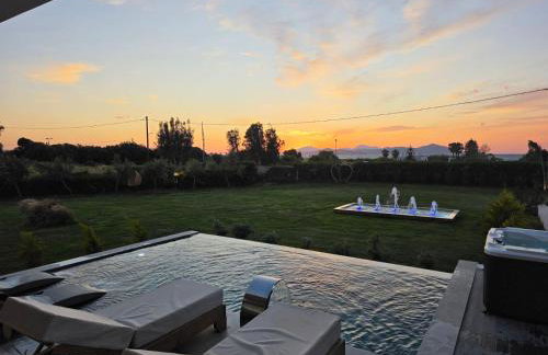 Aphrodite Luxury Villas & Suites-Private Heated Pool & Jacuzzi - Photo 3