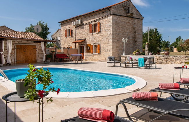 Holiday Home in Barban With Private Pool - Foto 1