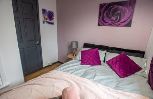 Stylish 3 bedroom Wigan House sleeps 7 - Foto 22