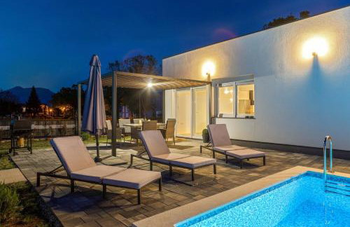 Villa Blue Lagoon - Private Pool and Whirlpool - Foto 15