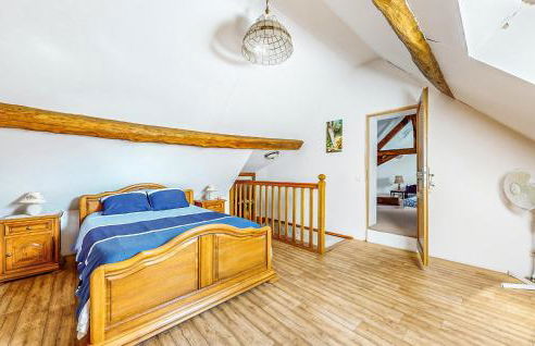 3 Bedroom Nice Home In Lainsecq - Foto 18