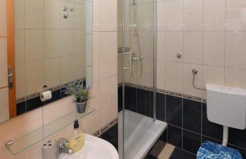 Eight-Bedroom Holiday Home In Pasman - Foto 42