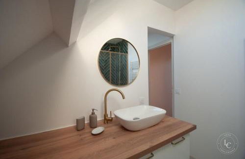 Bright 70m Apartment near City Center & the Loire - Foto 7