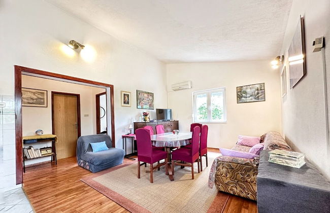 Tamy - With hot tub - H - Foto 8