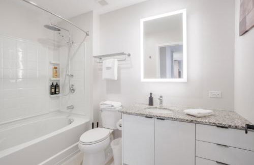 CozySuites at Sky Central - Foto 54