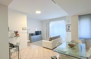 Ampio e luminoso appartamento Arona Galleria - Foto 25