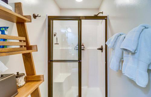 Great for Families! Woodsy Cabin in Lost City - Foto 15