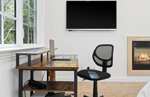 Gorgeous Santa Cruz Villa - Modern Beachside Paradise with NEW Hot Tub & Fast Wi-Fi - Foto 78