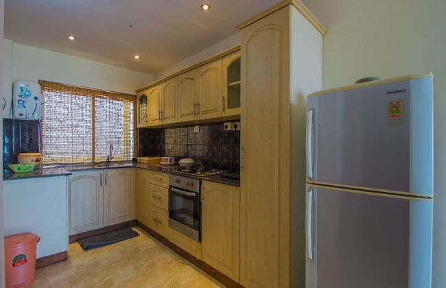 OYO 12867 Home Luxurious 2BHK Near Airport - Foto 14