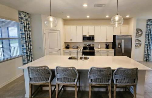 Stylish Golf Course Coach Home in Ave Maria - Photo 9