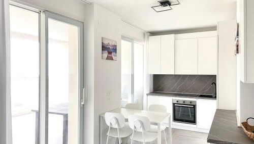 Tahiti Suite Frontemare - Jesolo - FAMILY APARTMENT - Foto 5, stove