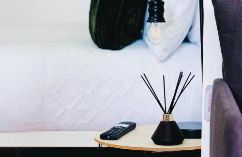 Chic Studio, Free parking, Sleeps 2 - Foto 15