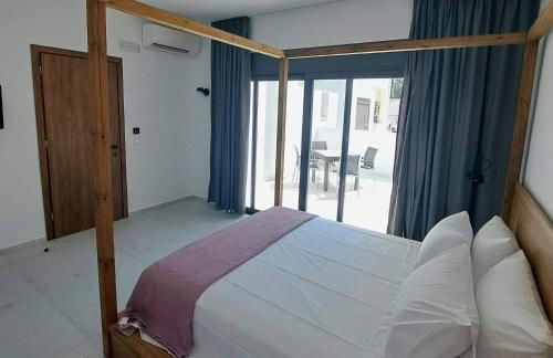 Courtyard Luxury Suites “ APOSTOLOS” - Foto 10