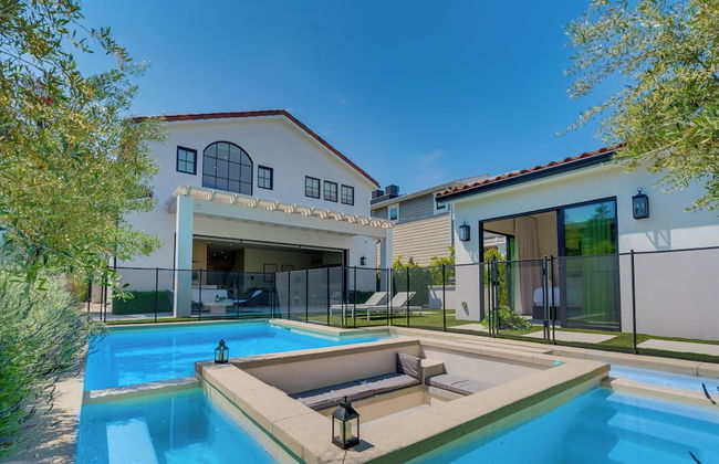 Villa Camellia - Charming 5 BR Home in the Heart of Studio City - Photo 53