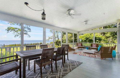 Blackstone on the Bluff with Lake Views Historic Home Family Friendly - Foto 2