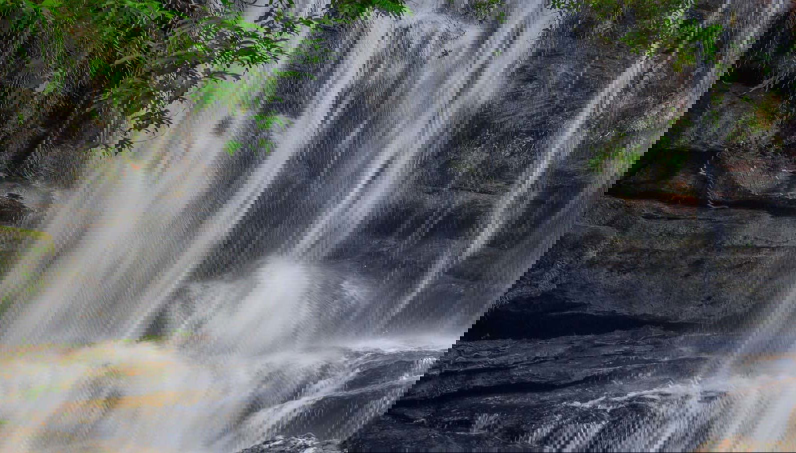 Excursão às cachoeiras Caracas, Pelton e Santuario