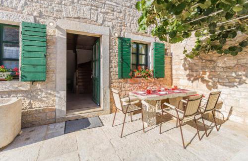 Dvor strica Grge - Foto 12