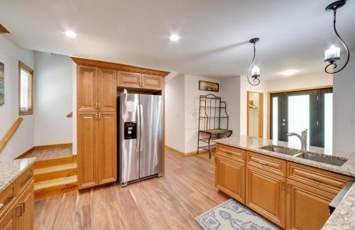 Spacious House on Half Acre Less Than 3 Mi to Beach! - Foto 9