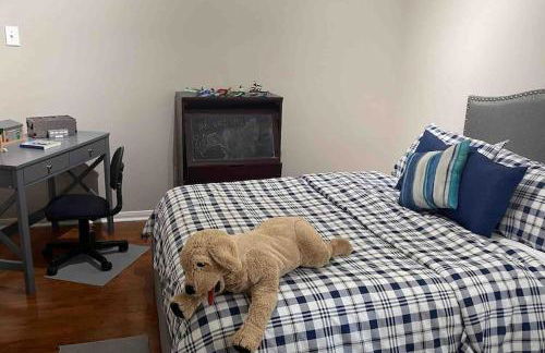 Lovely Woodlands home w/heated pool and spa! - Foto 67