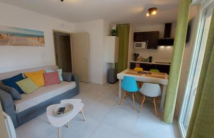 T2, 50m du lac, PISCINE, WIFI, jardin terrasse sans vis-à-vis, 1 à 4 pers - Foto 11