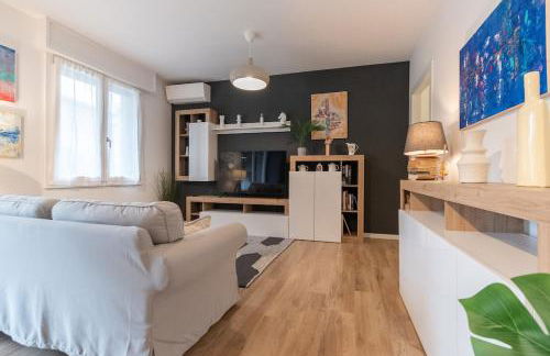 Art Home x4 in centre with private parking - Photo 28