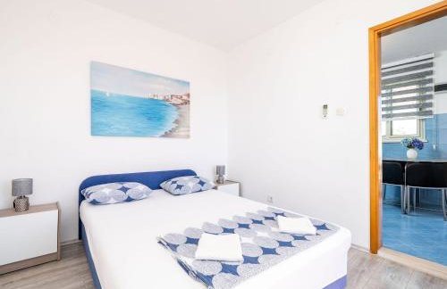 Apartment & Rooms Alan - One Bedroom Apartment with Balcony and Sea View - Foto 16