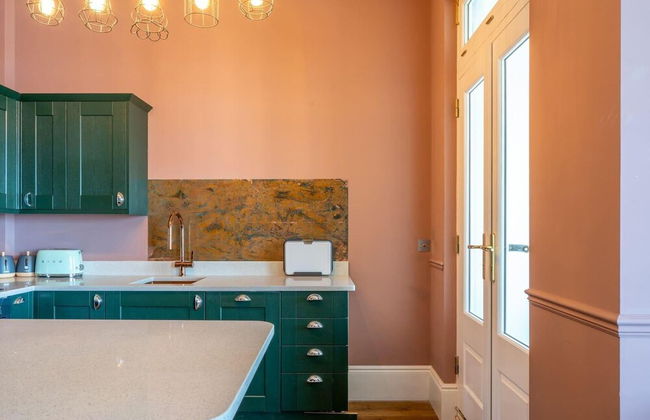 Stylish Beachfront Luxury With Sweeping Sea Views - Foto 39