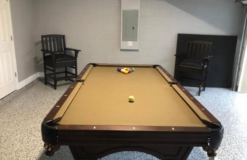 Luxury Retreat with 2 Master Suites Pool & Hot Tub BBQ Pool Table 2 Miles Disney - Foto 63