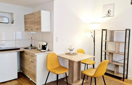 CityStay Karl-Marx-Str I Cozy Apartments with Terrace - Foto 21