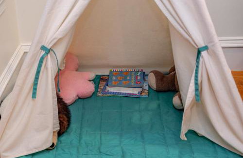 383 - 3BR Quincy - Chic House near Adams Park - Foto 3