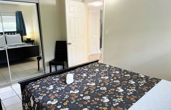 Sunny Isles Apartments by MiaRentals - Photo 17