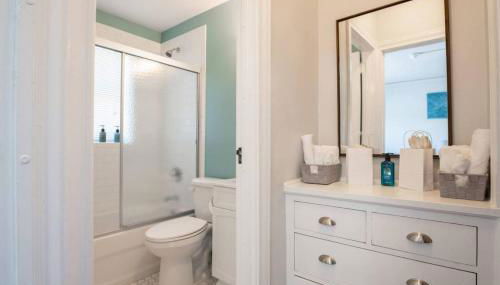 CITY VIBES - Modern Suite in the heart of Downtown - Foto 5