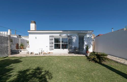 Preciosa Casa con Jardin y Piscina Privada en el Puerto de santaMaria - Photo 13
