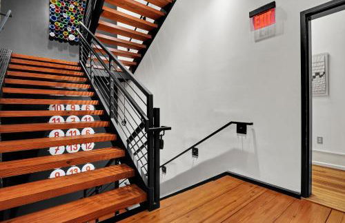 Luxe 220 Suite 2 - Photo 15