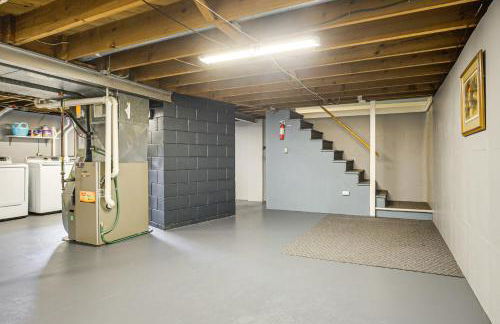 half Mi to Boat Launch Family Getaway in Menasha! - Foto 26